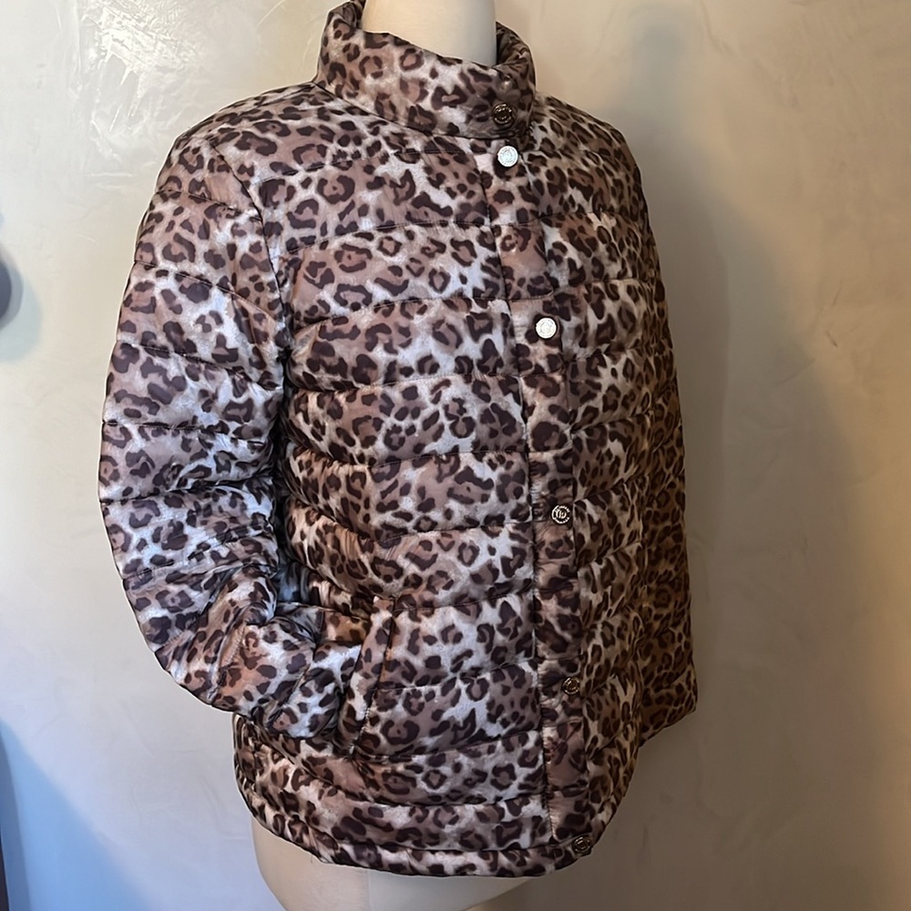 Bernardo Packable Puffer Brown & Cream Leopard Print Jacket lightweight Size  M - Picture 3 of 16